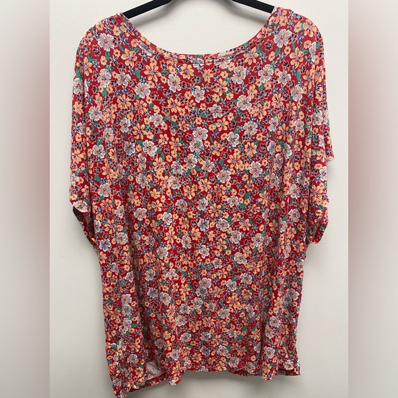 Penningtons In Every Story Red Poppy / Floral Top Size 4x - Picture 5 of 6